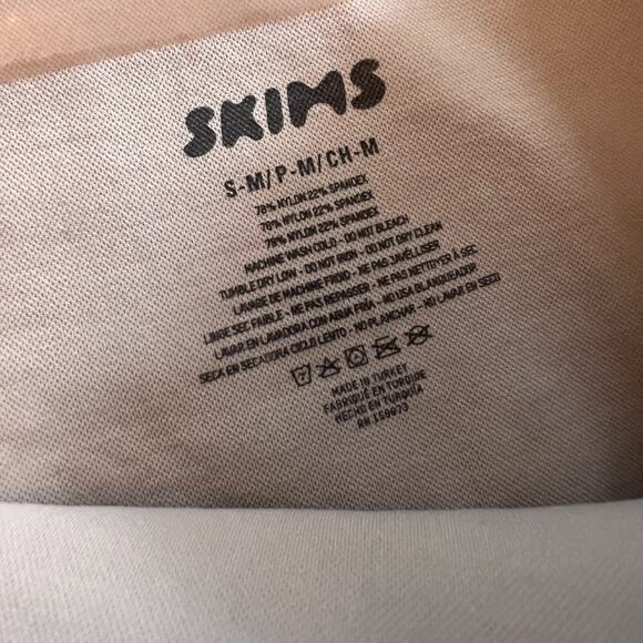 NWT SKIMS core control high-waisted thong. Shapewear underwear, clay, size S/M - Picture 6 of 6